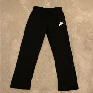 Nike Youth Large Black Sweatpants GREAT CONDITION